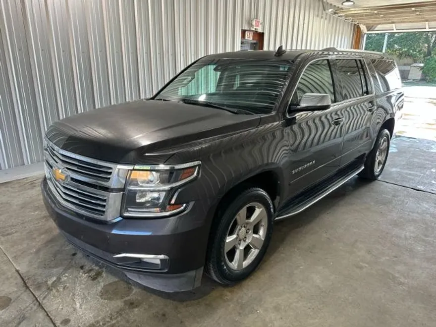 2017 Chevrolet Suburban Premier photo 1