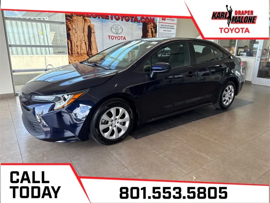 2024 Toyota Corolla LE photo 1