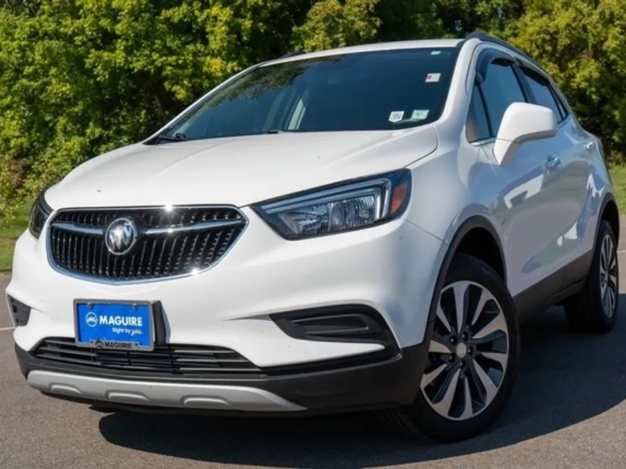 2022 Buick Encore Preferred photo 1