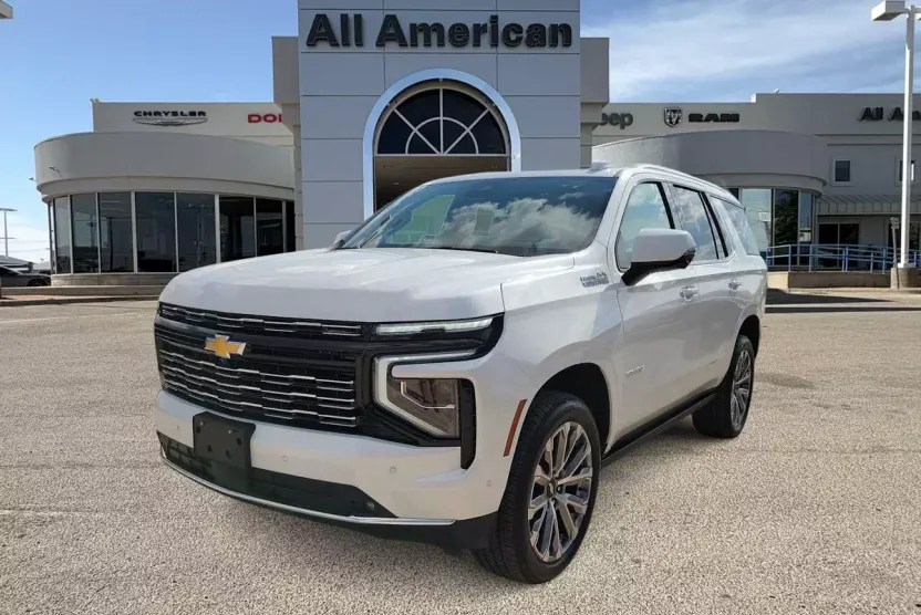 2025 Chevrolet Tahoe High Country photo 1