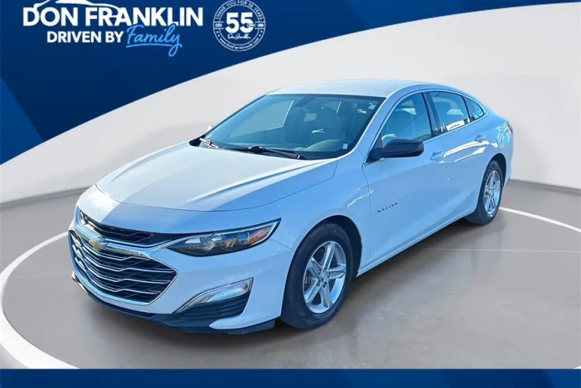 2019 Chevrolet Malibu LS photo 1