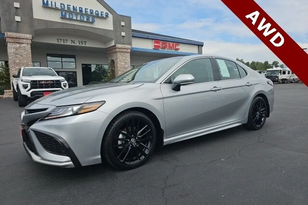 2024 Toyota Camry XSE photo 1
