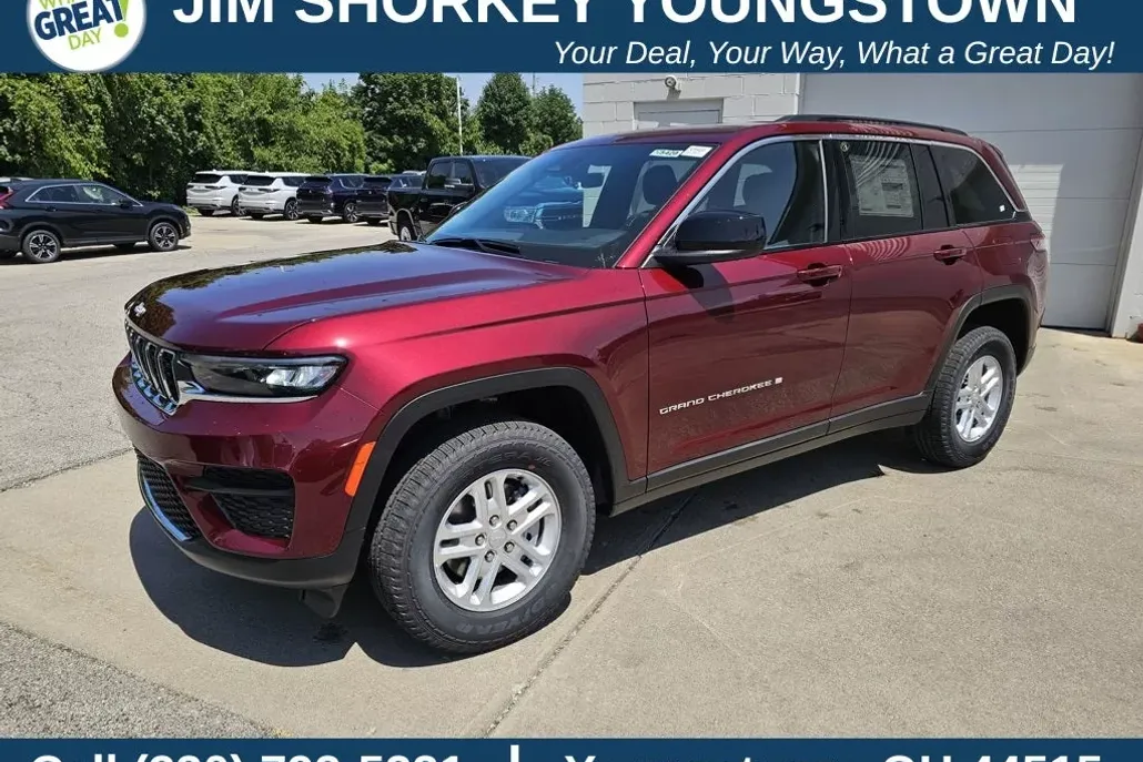2025 Jeep Grand Cherokee Laredo photo 1