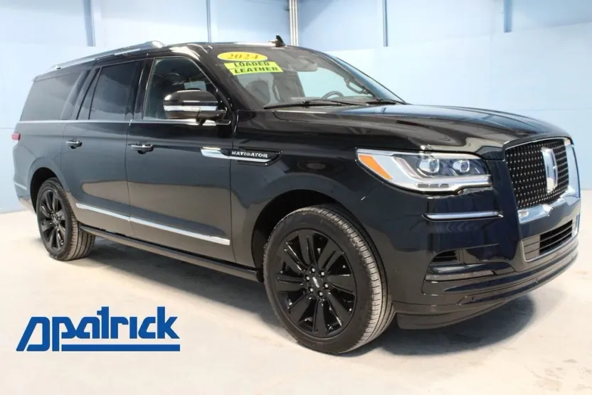 2024 Lincoln Navigator L Reserve photo 1
