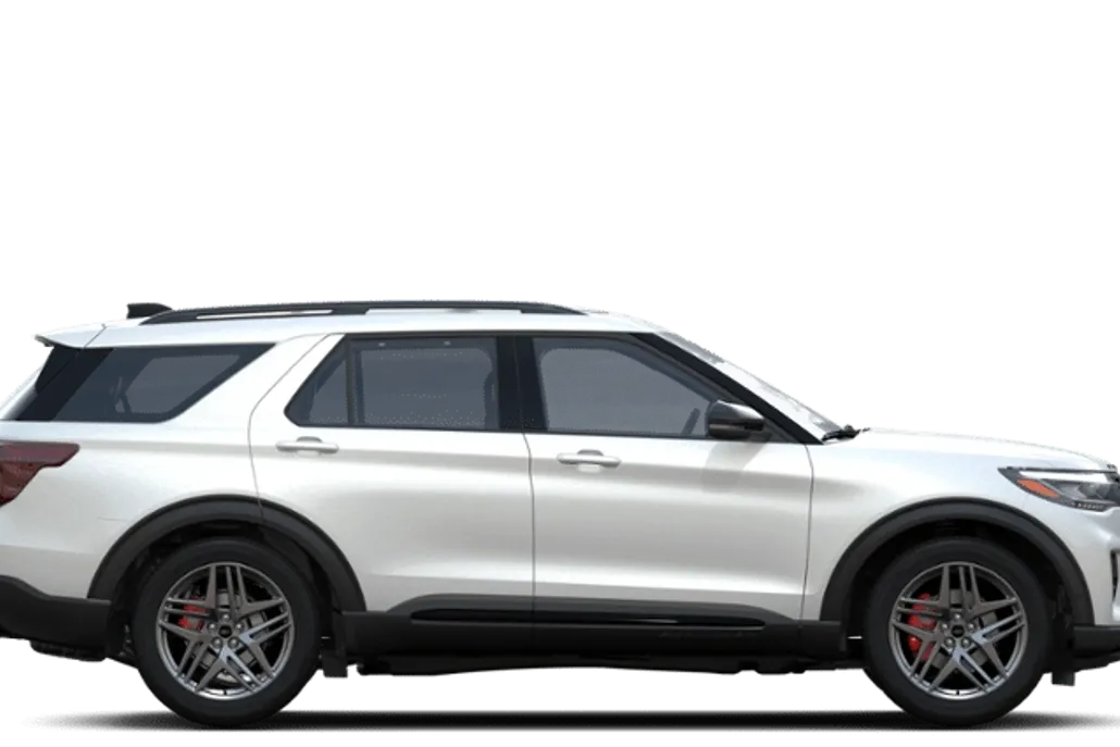 2025 Ford Explorer ST photo 1
