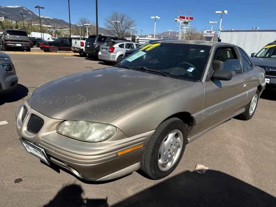 1997 Pontiac Grand AM SE photo 1