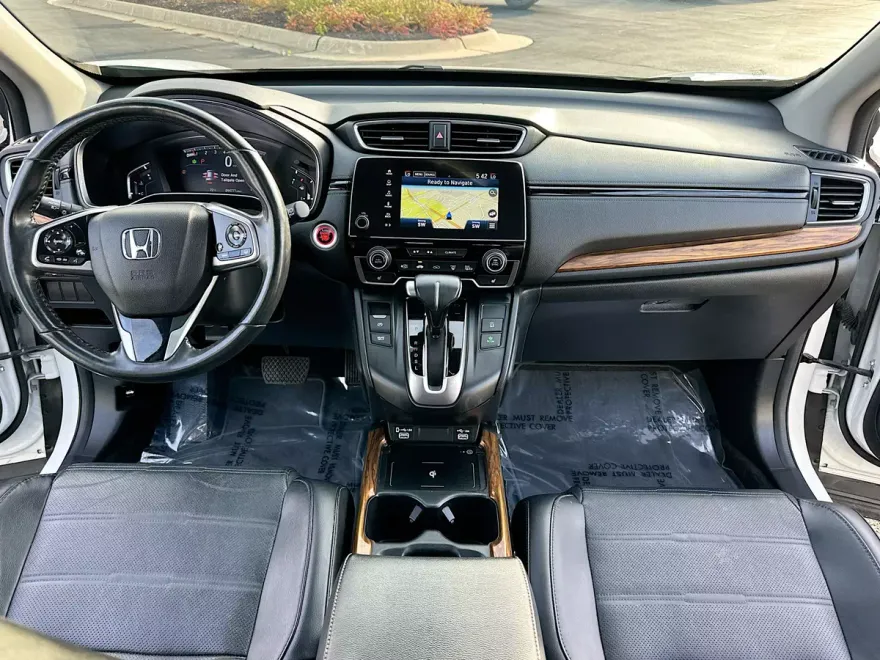 2020 Honda CR-V Touring photo 1