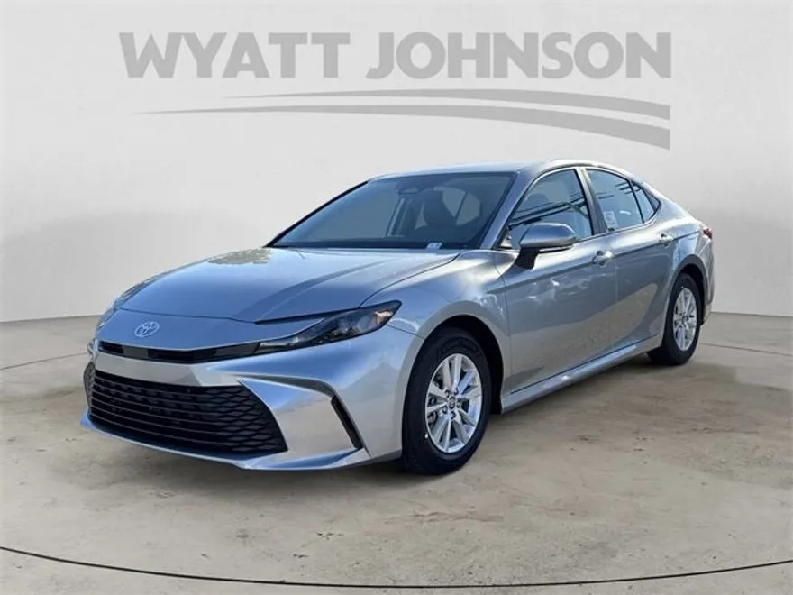 2026 Toyota Camry LE photo 1