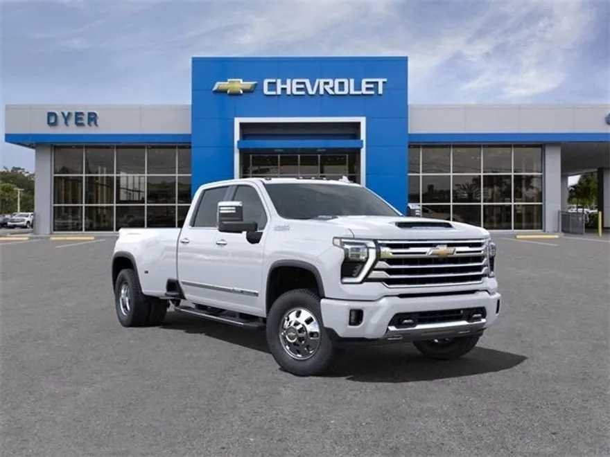 2025 Chevrolet Silverado 3500HD High Country photo 1
