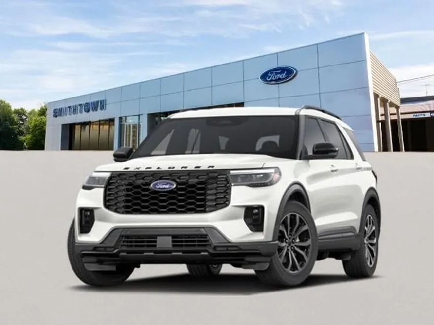 2025 Ford Explorer ST-Line photo 1