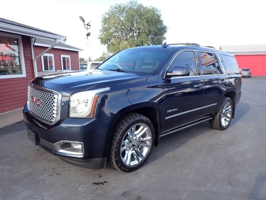 2017 Gmc Yukon Denali photo 1