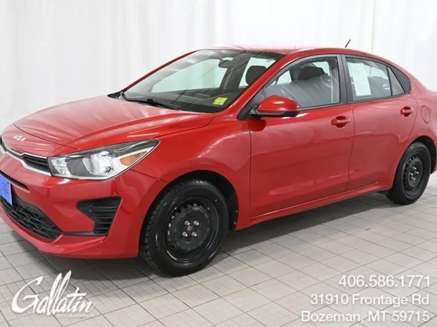 2022 Kia Rio S photo 1