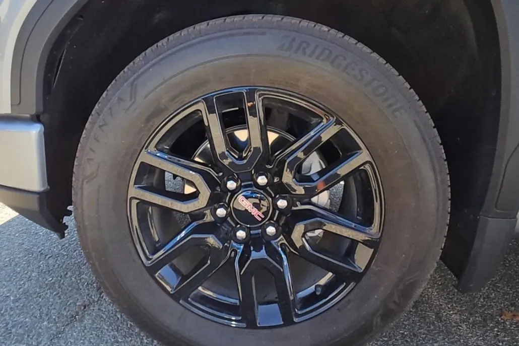 2024 Gmc Sierra 1500 Elevation photo 1