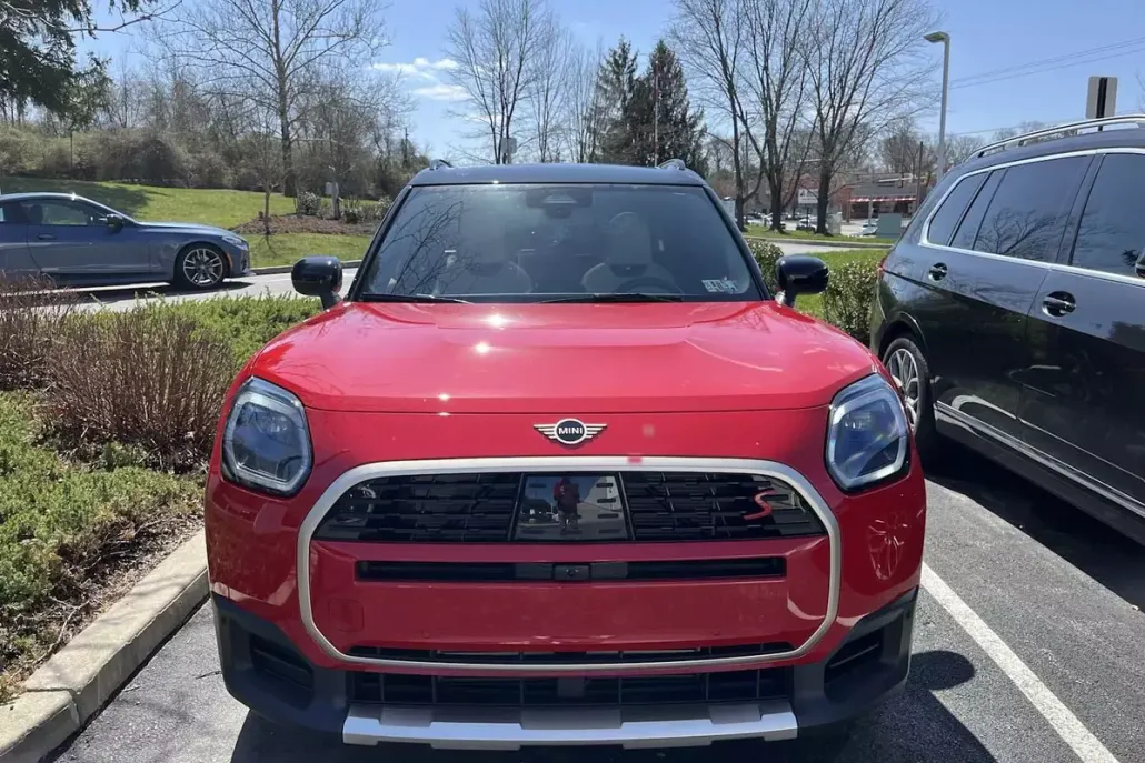 2025 Mini Cooper S ALL4 photo 1