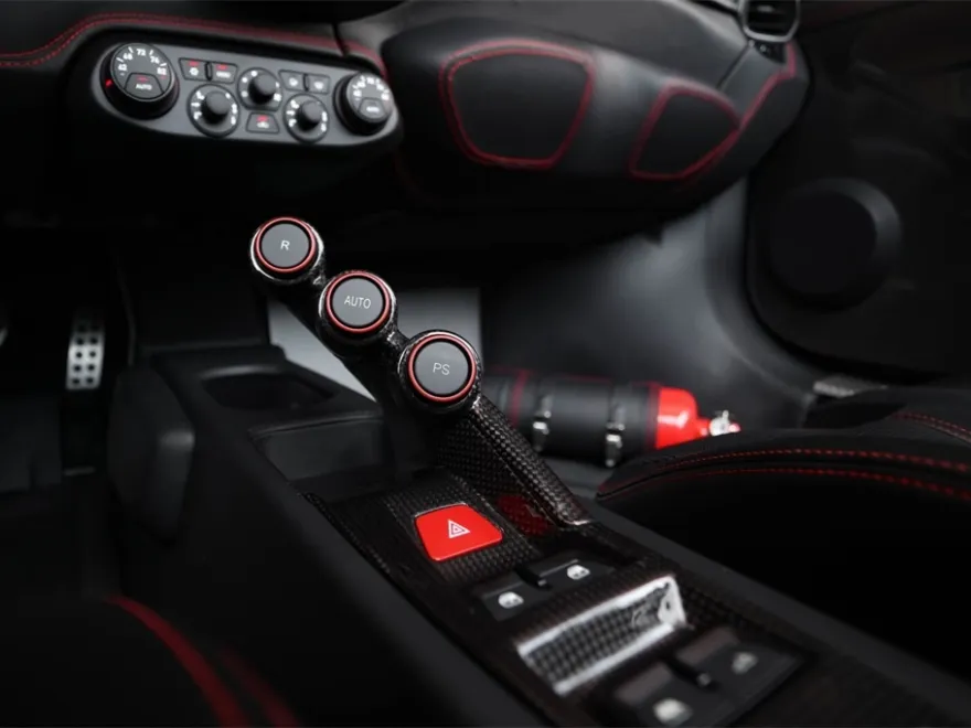 2015 Ferrari 458 Spider Base photo 39