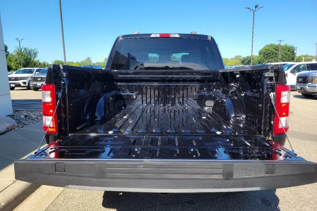 2023 Ford F-150 XL photo 1