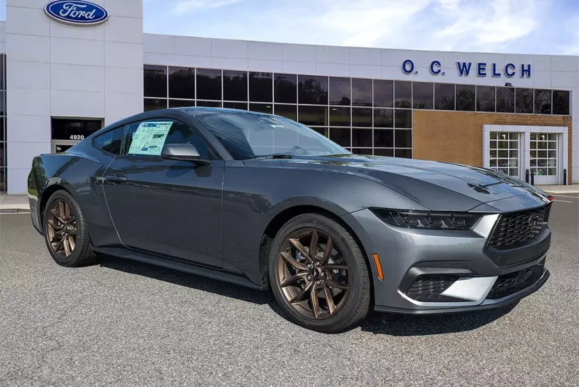 2025 Ford Mustang EcoBoost Premium photo 1