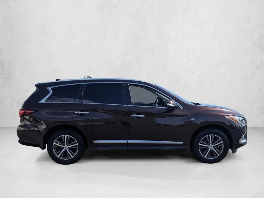 2019 Infiniti QX60 Luxe photo 1