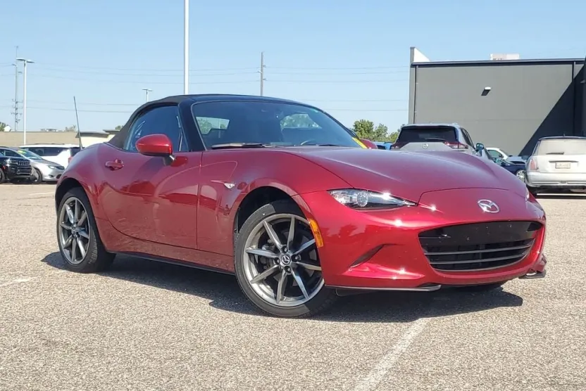 2023 Mazda MX-5 Miata Miata Grand Touring photo 1
