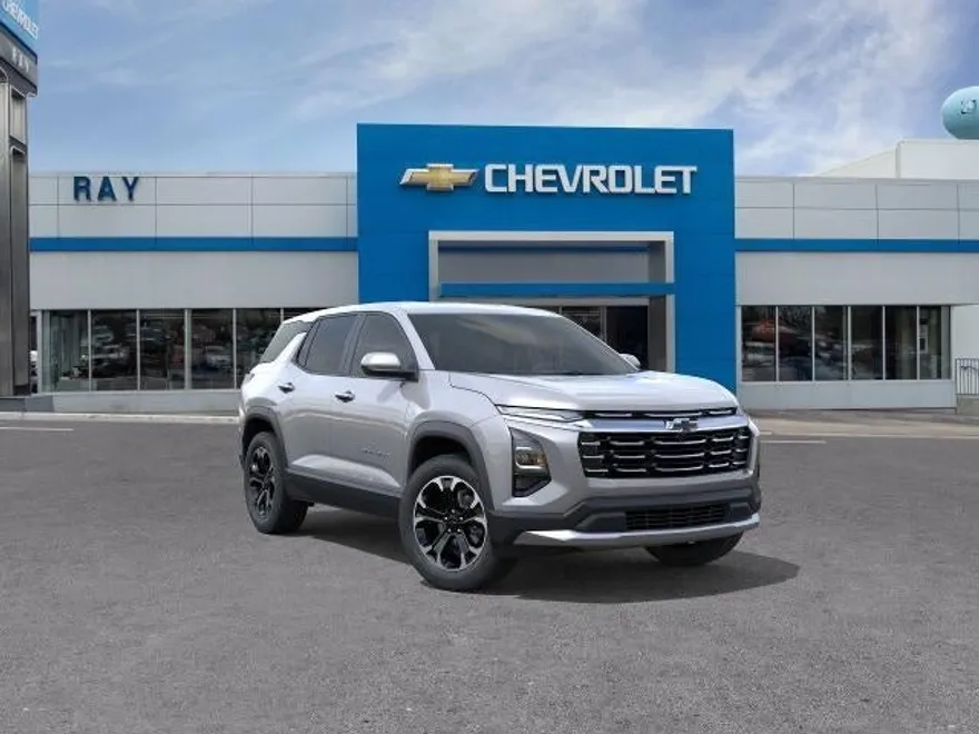 2026 Chevrolet Equinox LT photo 1