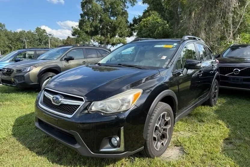 2017 Subaru Crosstrek 2.0i Limited photo 1