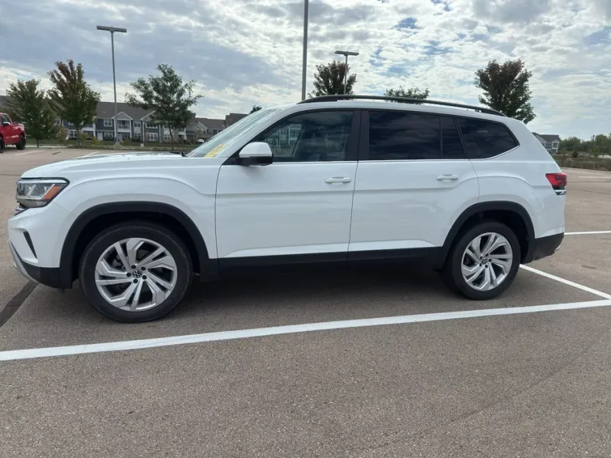 2021 Volkswagen Atlas V6 SE Technology photo 1