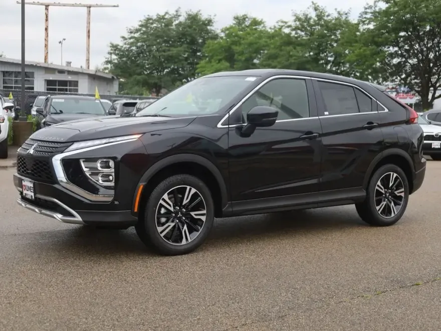 2025 Mitsubishi Eclipse Cross SE photo 1
