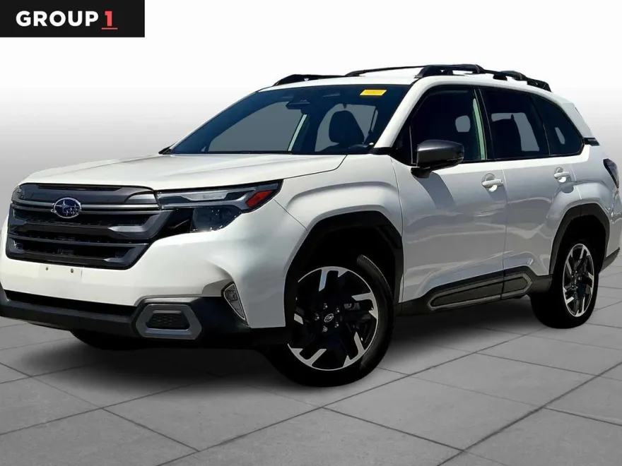 2025 Subaru Forester Limited photo 1
