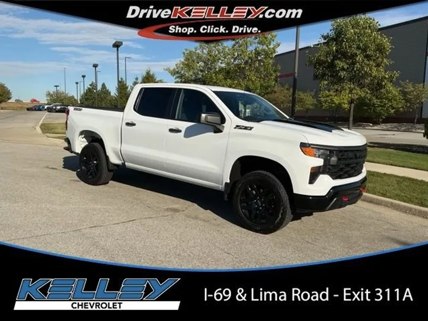 2023 Chevrolet Silverado 1500 Custom Trail Boss photo 1