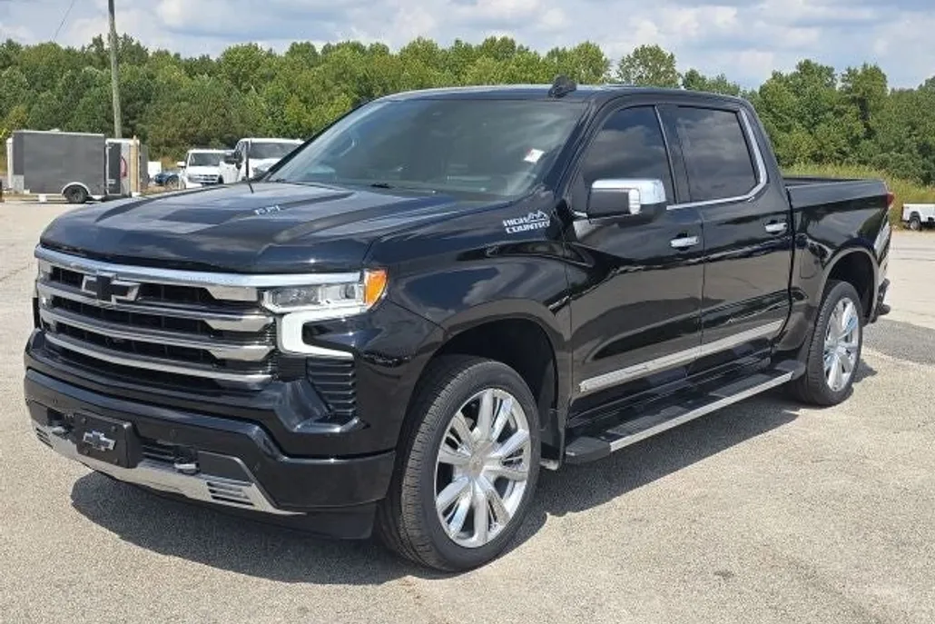2023 Chevrolet Silverado 1500 High Country photo 1