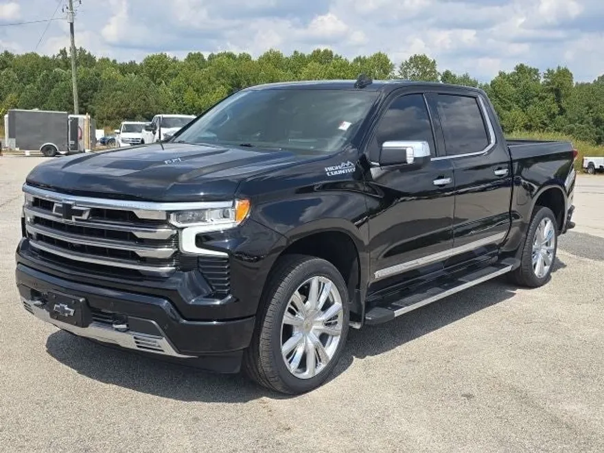 2023 Chevrolet Silverado 1500 High Country photo 1