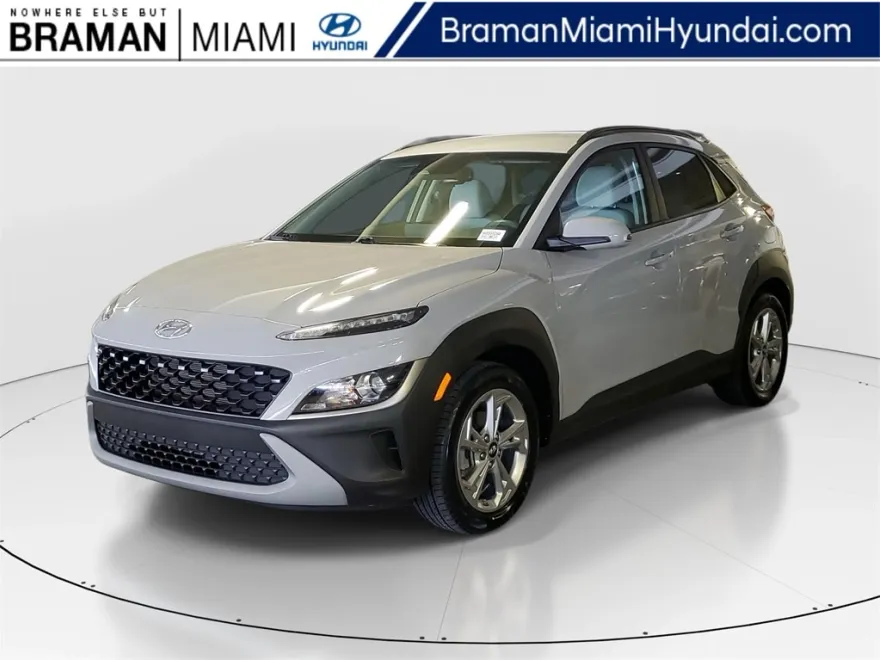2023 Hyundai Kona SEL photo 1