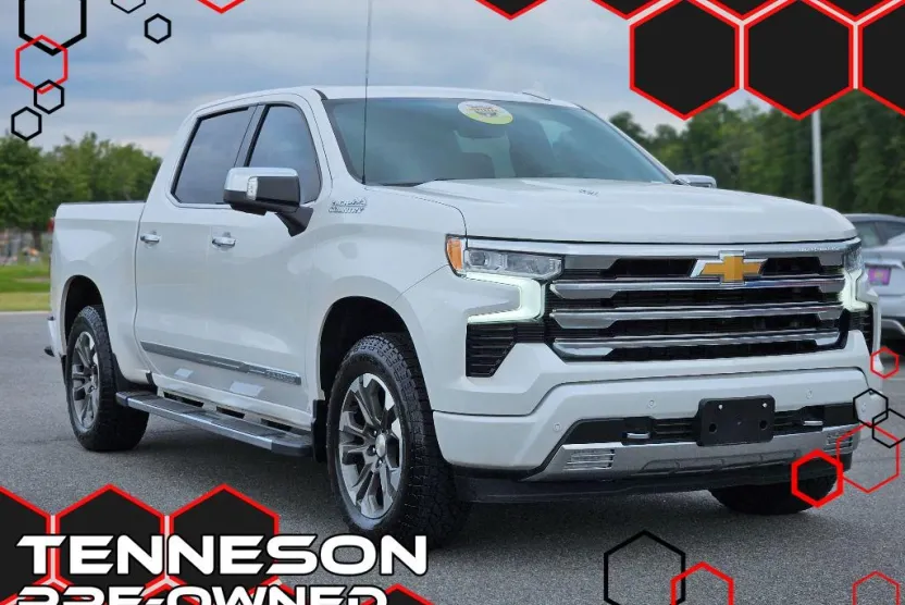 2024 Chevrolet Silverado 1500 High Country photo 1