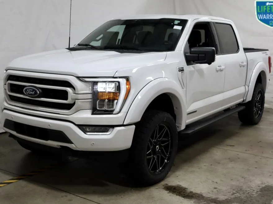 2023 Ford F-150 XLT photo 1