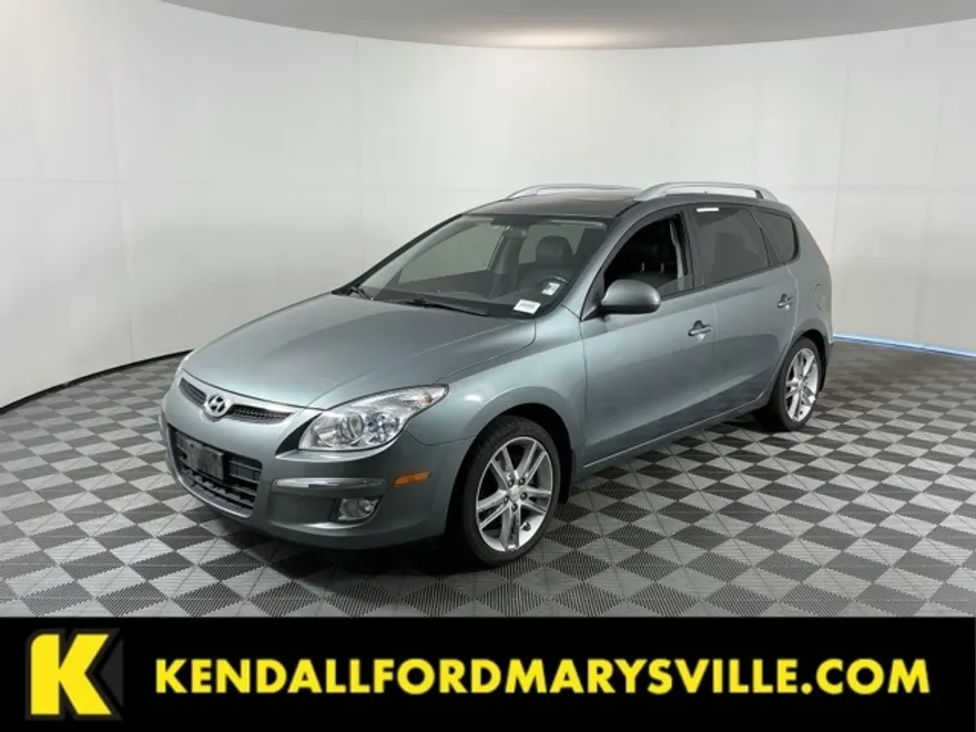 2011 Hyundai Elantra Touring SE photo 1