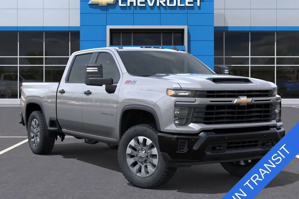 2026 Chevrolet Silverado 2500HD Custom photo 1