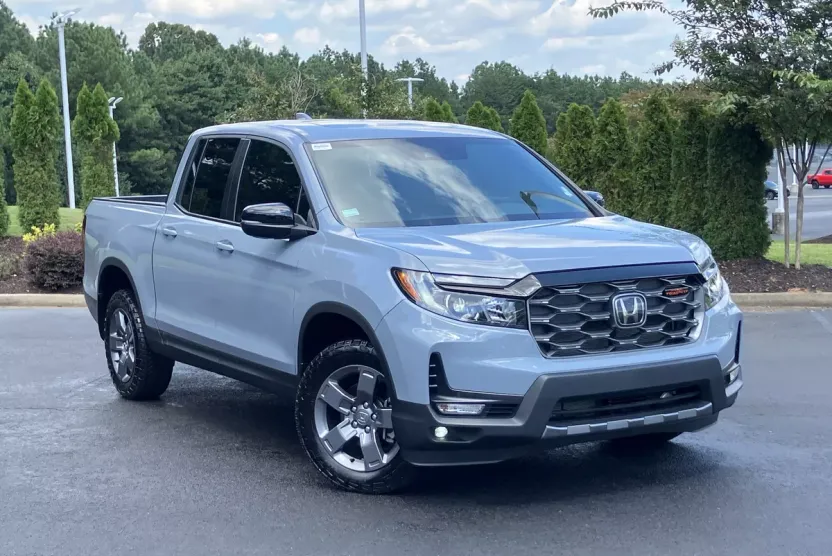 2024 Honda Ridgeline TrailSport photo 1
