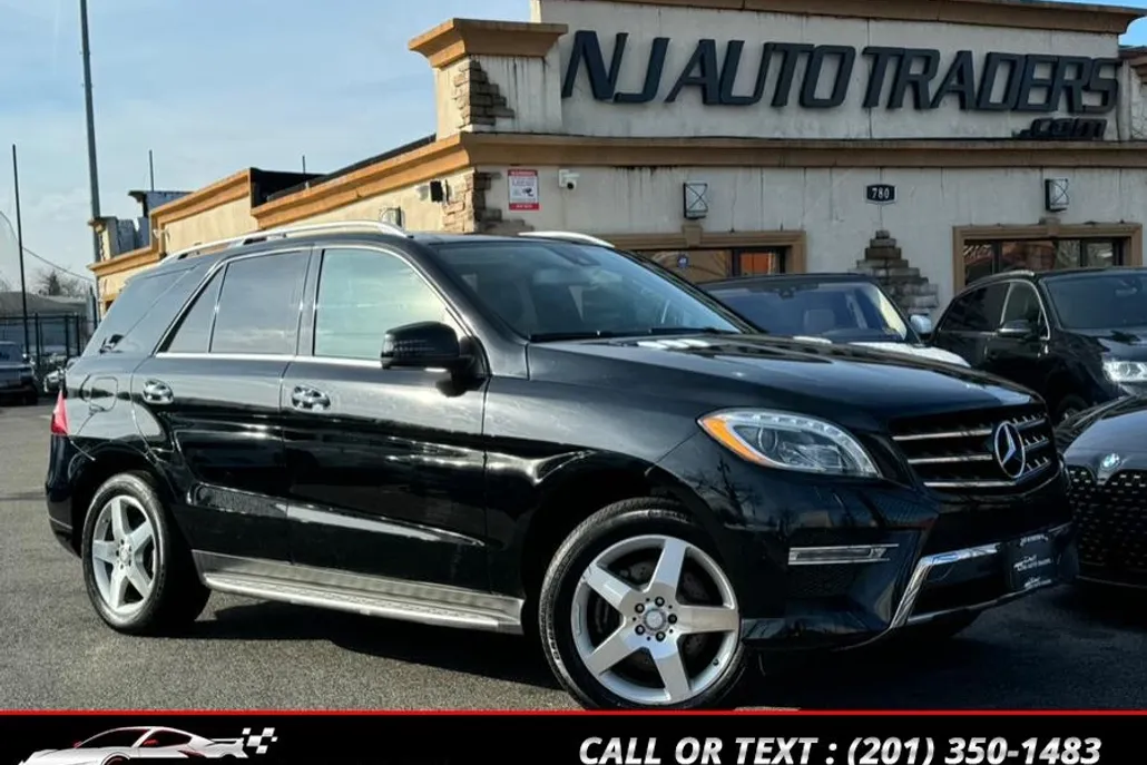 2015 Mercedes Benz ML 4MATIC 400 photo 1