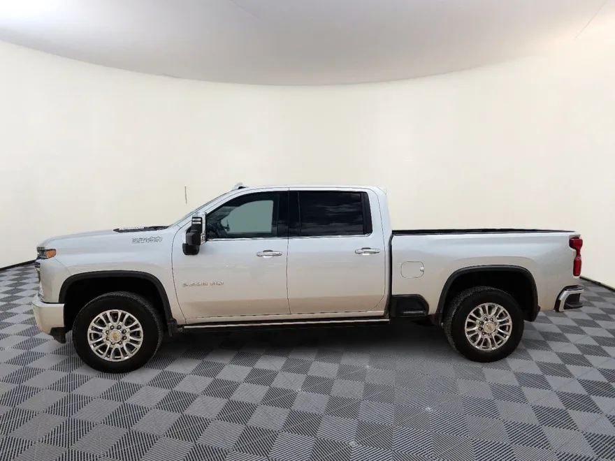 2023 Chevrolet Silverado 2500HD High Country photo 1