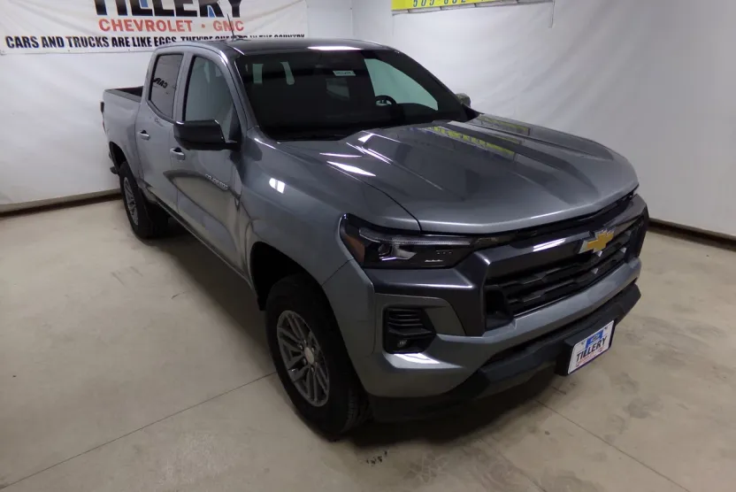 2026 Chevrolet Colorado LT photo 1