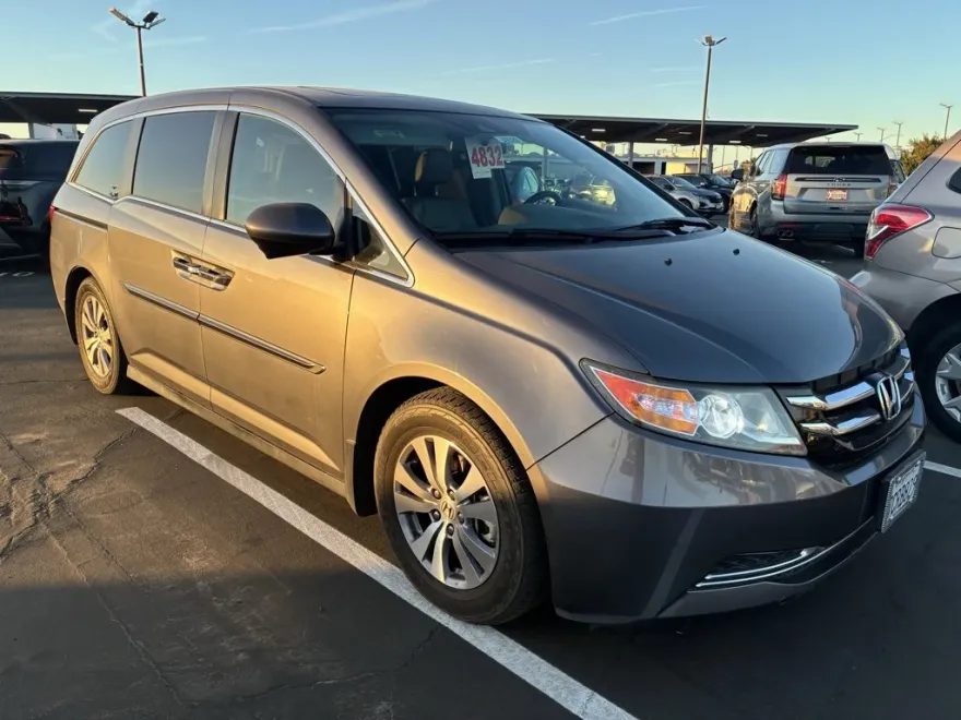 2014 Honda Odyssey EX-L photo 1