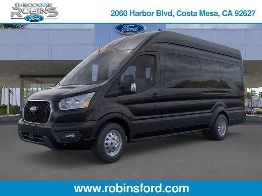 2025 Ford Transit photo 1
