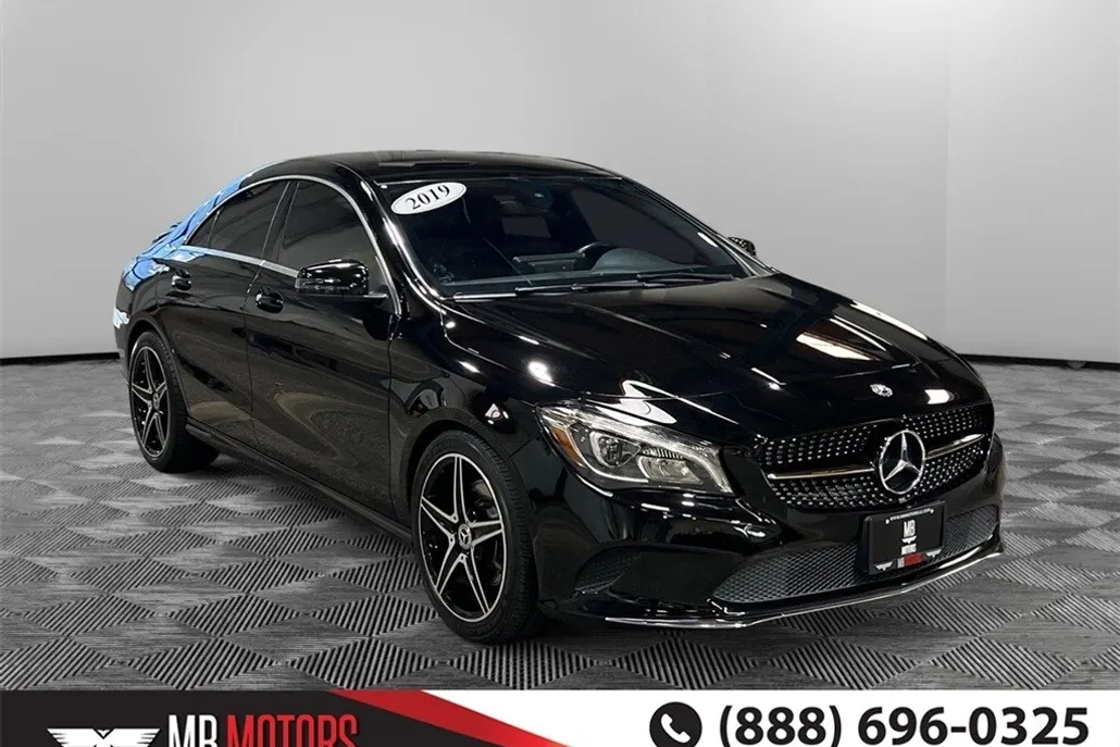 2019 Mercedes Benz CLA 250 photo 1