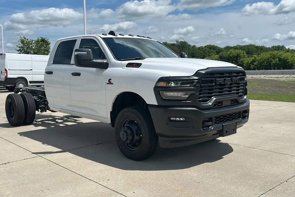 2025 Ram 3500 Tradesman photo 1