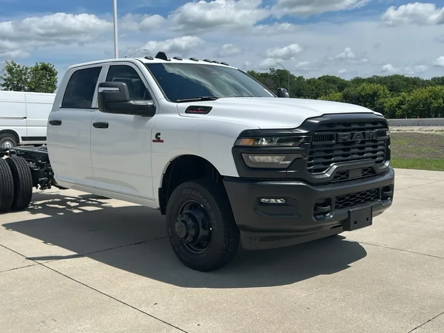 2025 Ram 3500 Tradesman photo 1