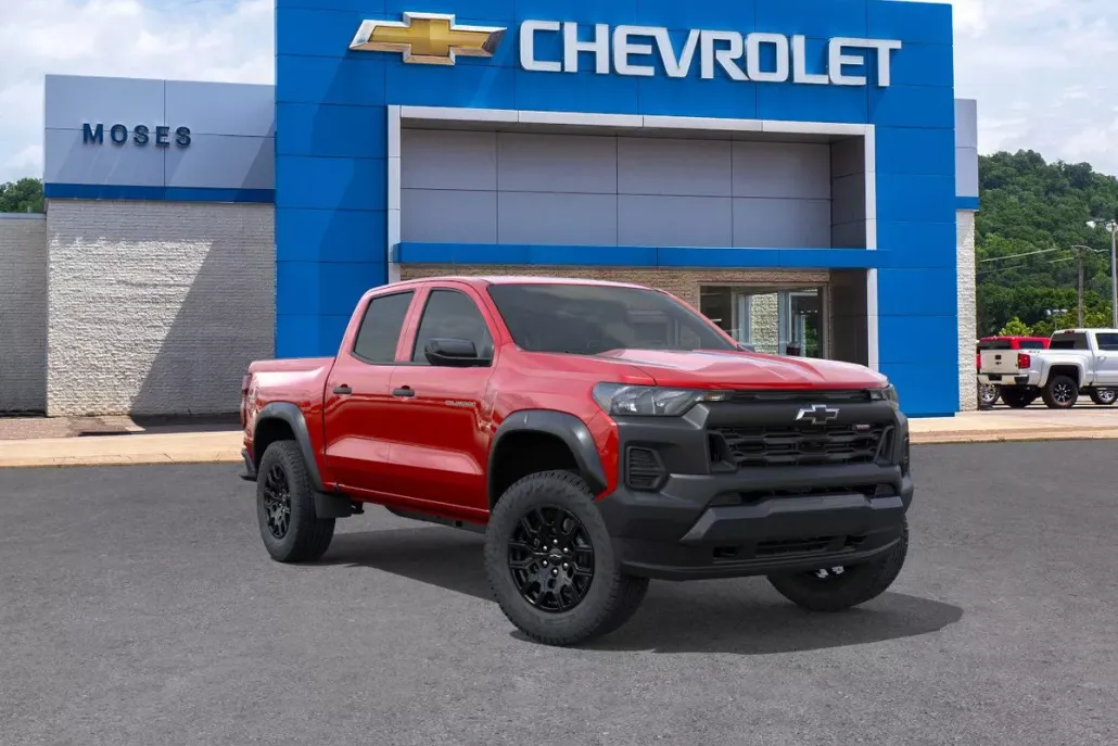 2026 Chevrolet Colorado Trail Boss photo 1