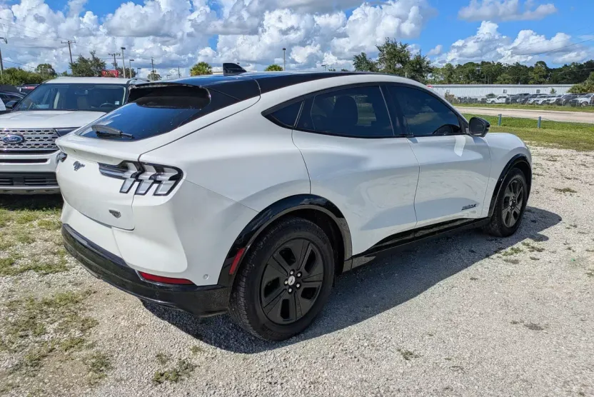 2022 Ford Mustang Mach-E California Route 1 photo 1