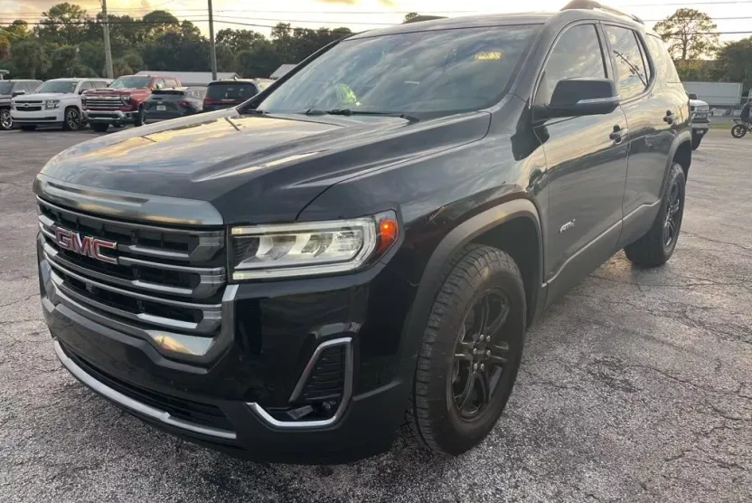 2022 Gmc Acadia AT4 photo 1