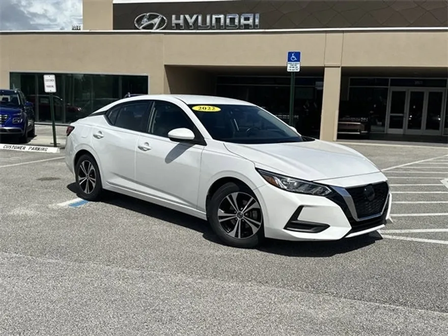 2022 Nissan Sentra SV photo 1