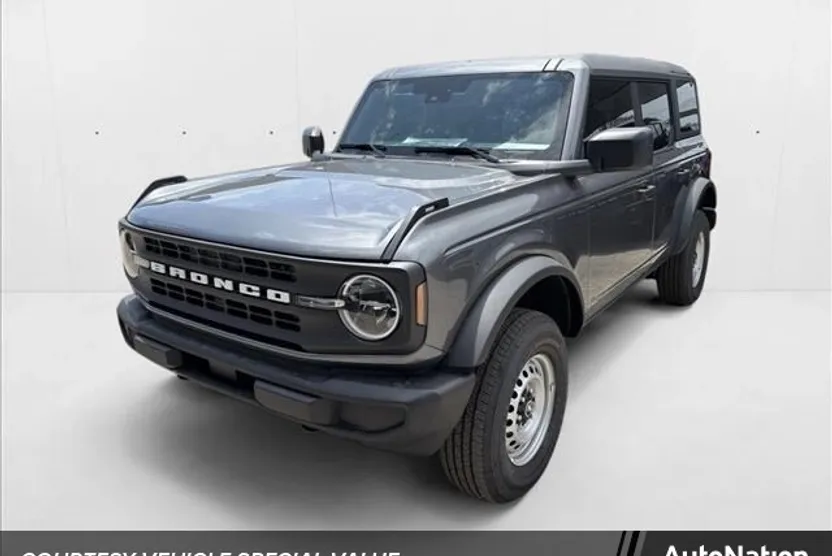 2025 Ford Bronco Base photo 1